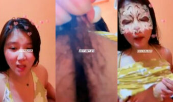 Melet Toket Mungil Anyaa Pamerin Jembut Meki Dream