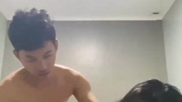 Jangan Berisik Tapi Ini Enak Banget Sumpah