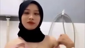 Jilbab Putri Mega Pap Toket